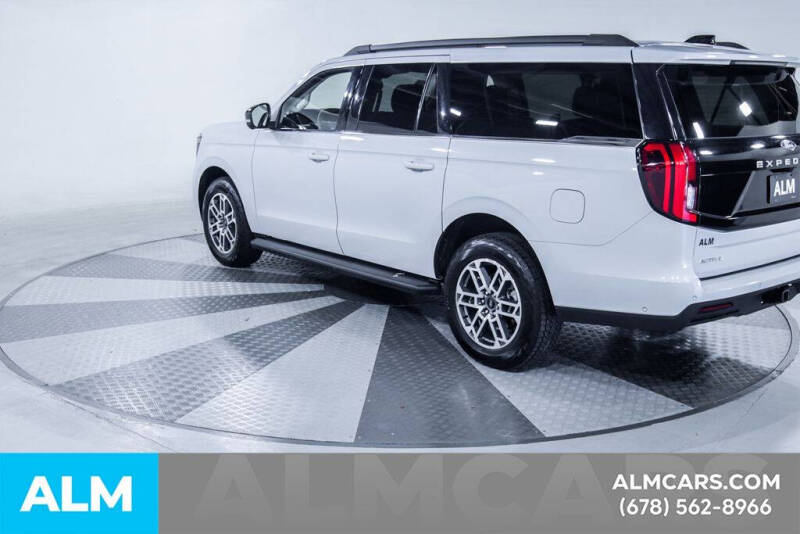 2025 Ford Expedition MAX Active