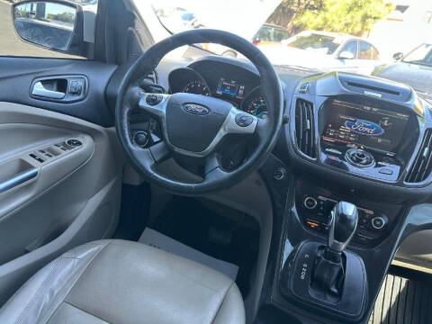 2015 Ford Escape Titanium