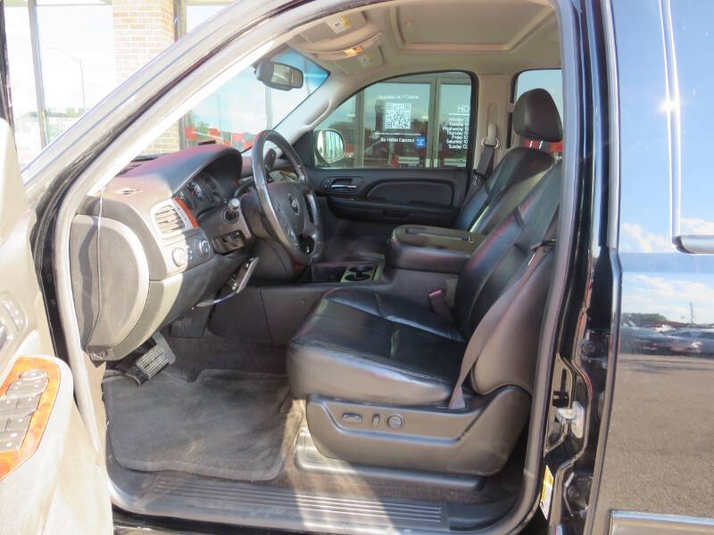 2011 Cadillac Escalade ESV Platinum Edition