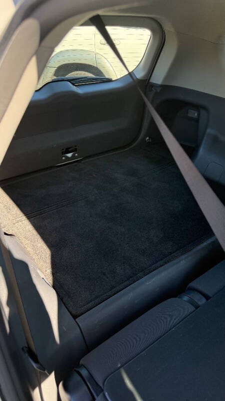 2012 Toyota Prius v Three