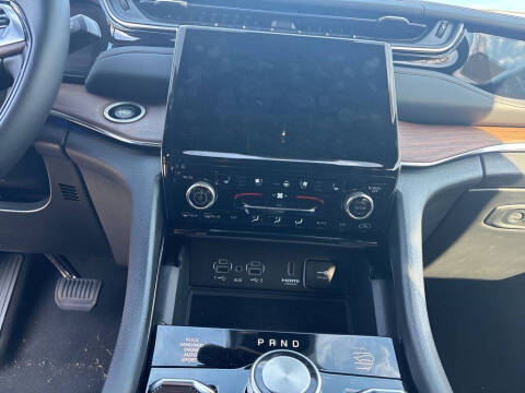 2023 Jeep Grand Cherokee Summit 4xe