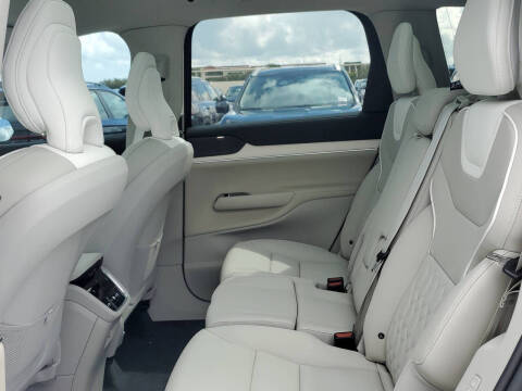 2025 Volvo EX90 Twin Performance Ultra 7P