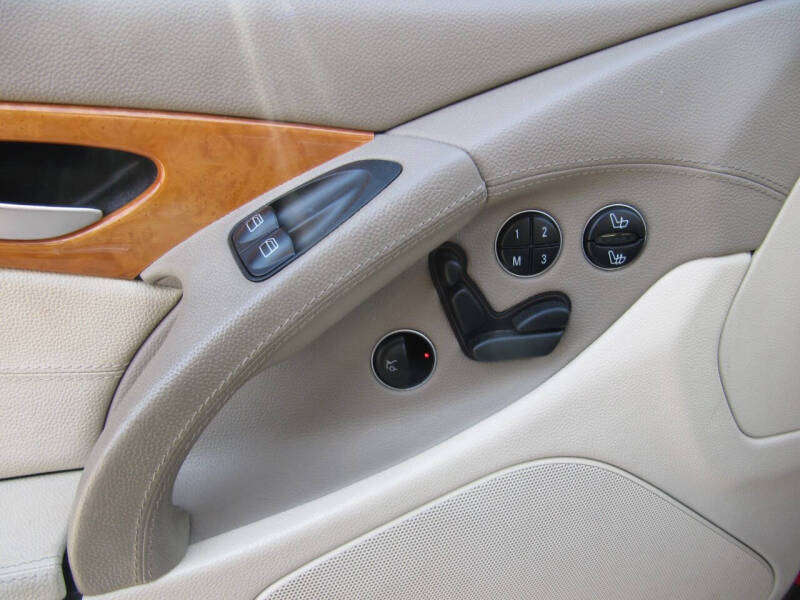 2004 Mercedes-Benz SL-Class SL 500