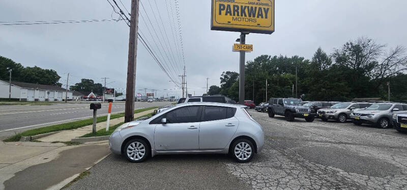 2014 Nissan LEAF S