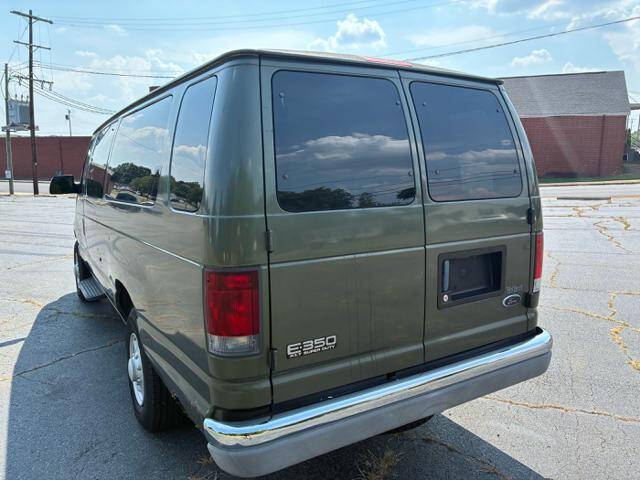 2002 Ford E-Series