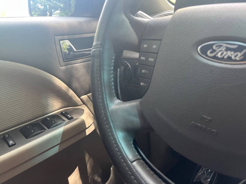 2008 Ford Taurus SEL