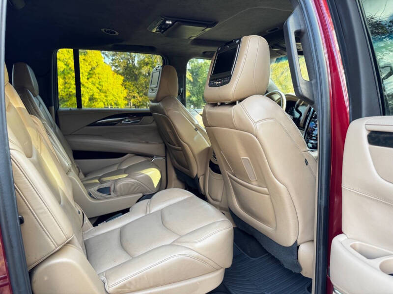 2019 Cadillac Escalade ESV Platinum