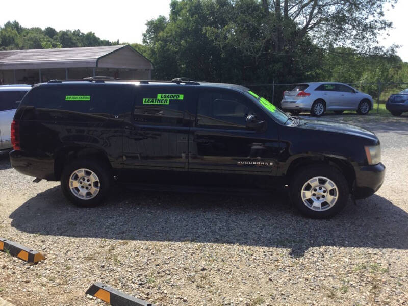 2008 Chevrolet Suburban LS photo 4