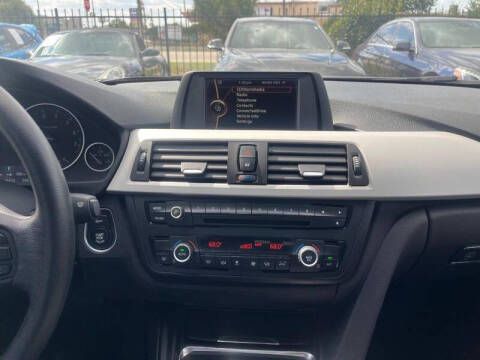 2014 BMW 3 Series 320i