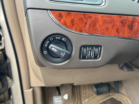 2013 Chrysler Town and Country Touring-L