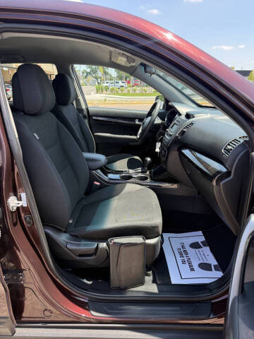 2014 Kia Sorento LX