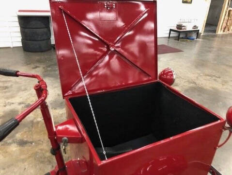 1948 Cushman Model 59 Package Car