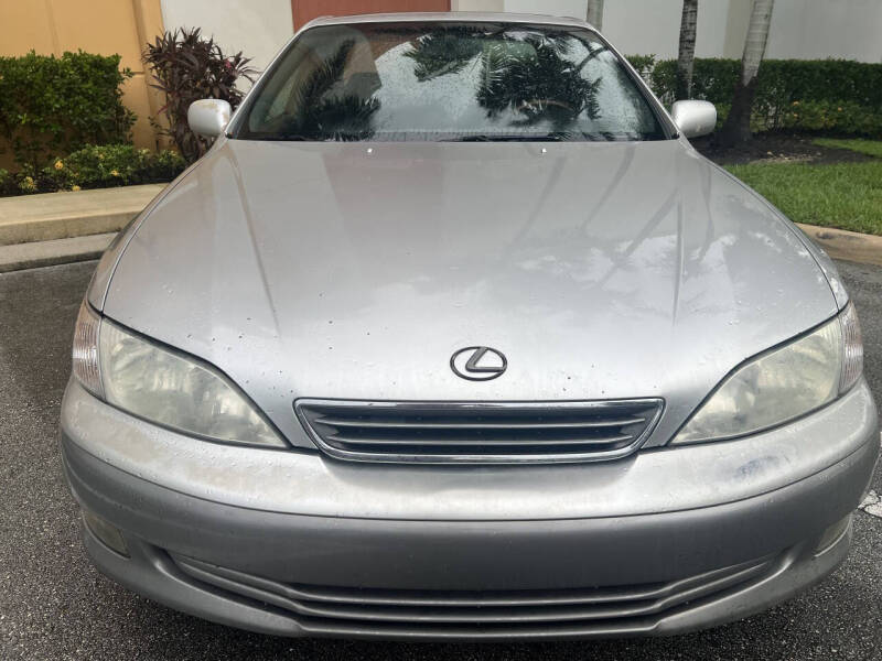 2000 Lexus ES 300