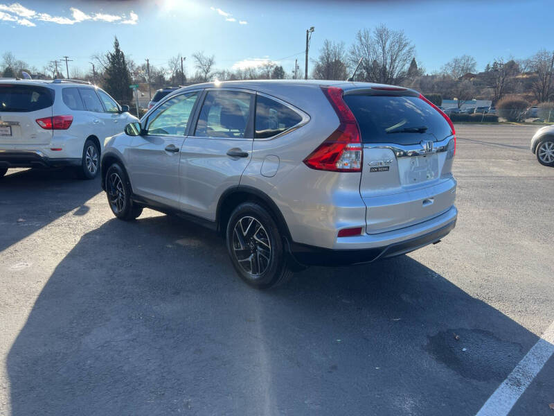 2016 Honda CR-V SE photo 6