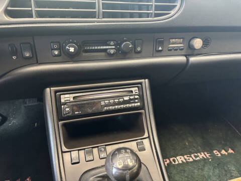 1985 Porsche 944