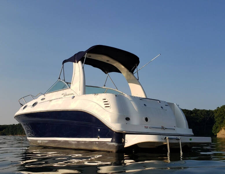 2004 Sea Ray 260 SUNDANCER