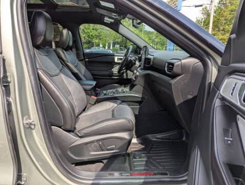 2020 Ford Explorer ST