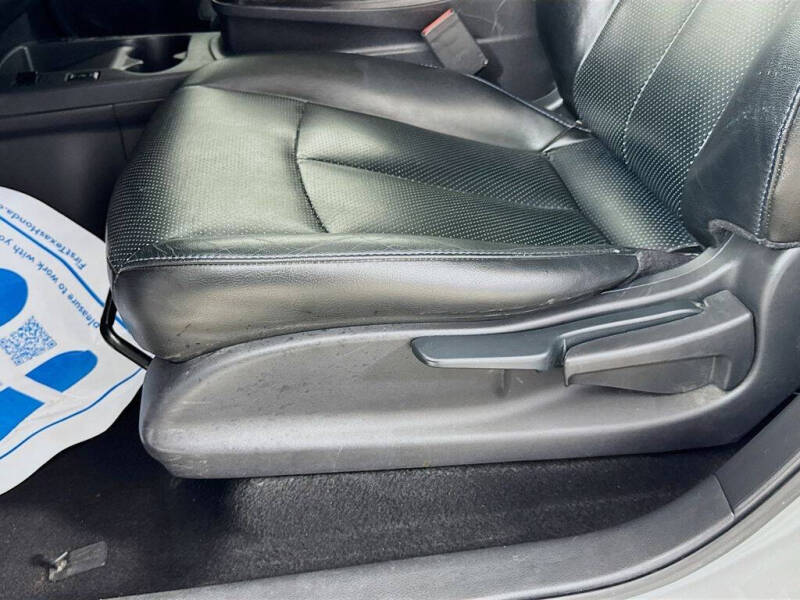 2014 Nissan LEAF SL