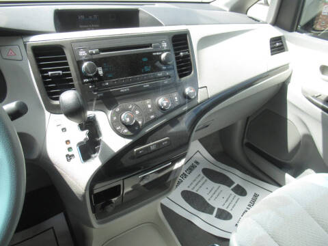 2011 Toyota Sienna