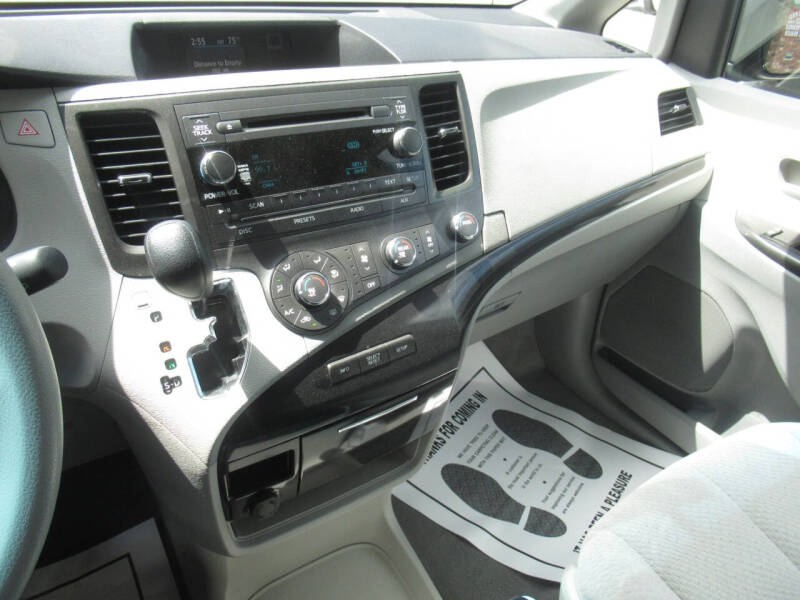 2011 Toyota Sienna