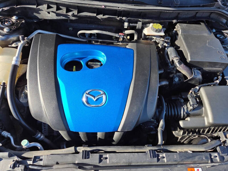 2013 Mazda MAZDA3 i Touring