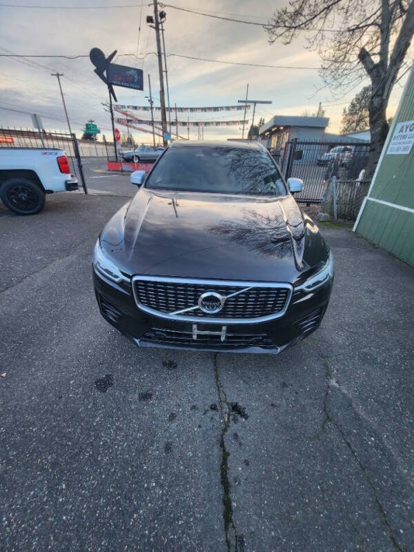 2018 Volvo XC60 T6 R-Design