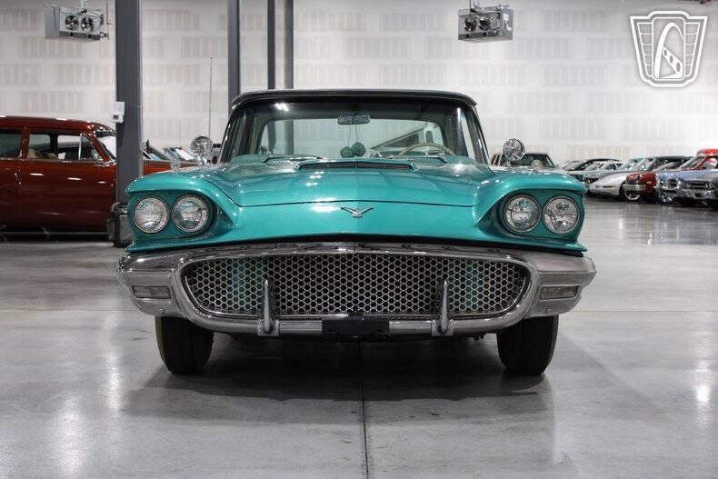 1958 Ford Thunderbird