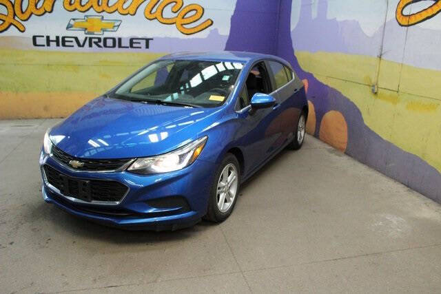 Used 2017 Chevrolet Cruze LT with VIN 3G1BE6SM6HS551463 for sale in Grand Ledge, MI