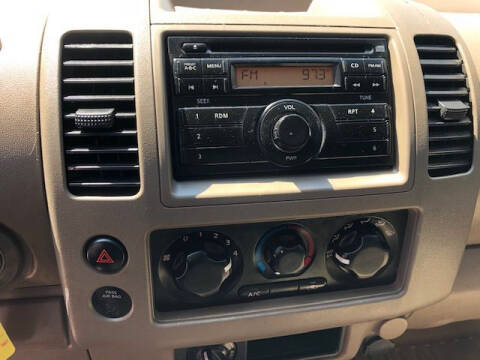 2008 Nissan Frontier LE