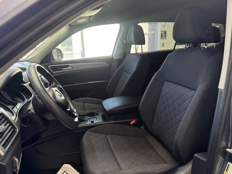 2019 Volkswagen Atlas S