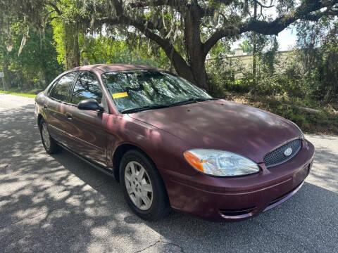 2005 Ford Taurus SE
