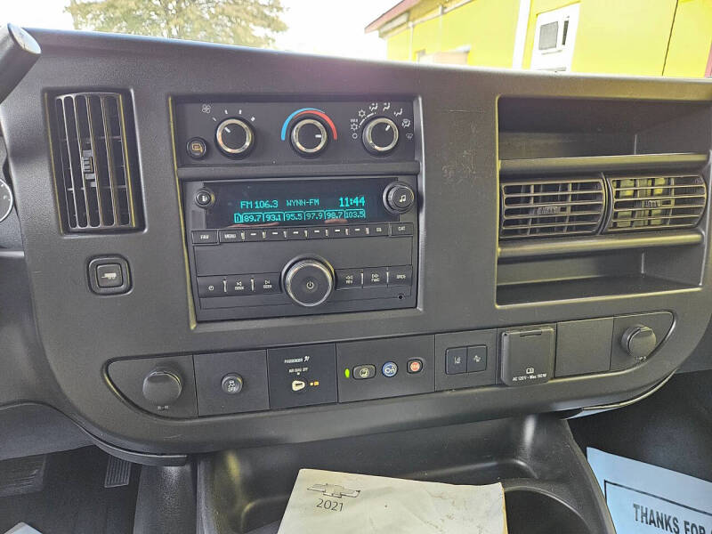 2021 Chevrolet Express 2500