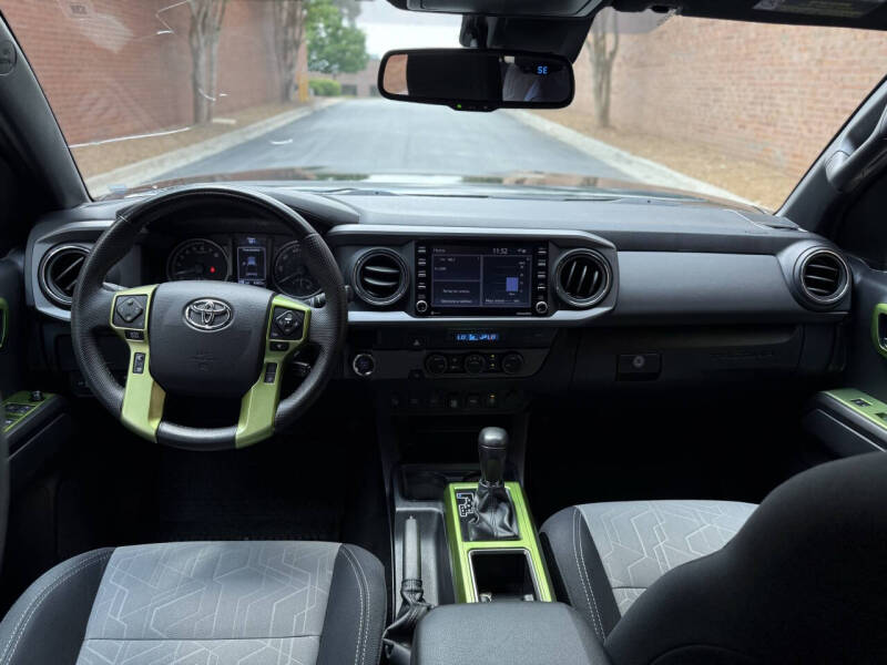 2022 Toyota Tacoma TRD Off-Road