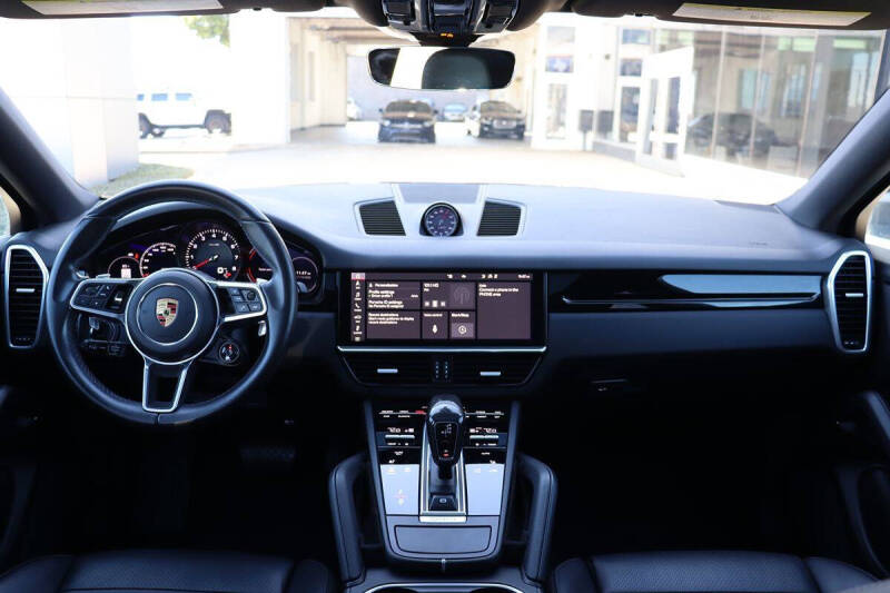 2021 Porsche Cayenne Coupe