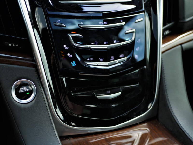 2020 Cadillac Escalade Premium Luxury