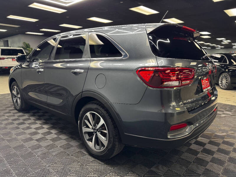 2020 Kia Sorento LX V6