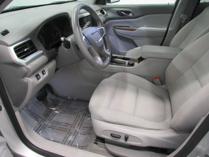 2019 GMC Acadia SLE-2