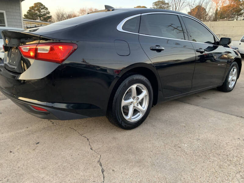 2018 Chevrolet Malibu 1LS's photo