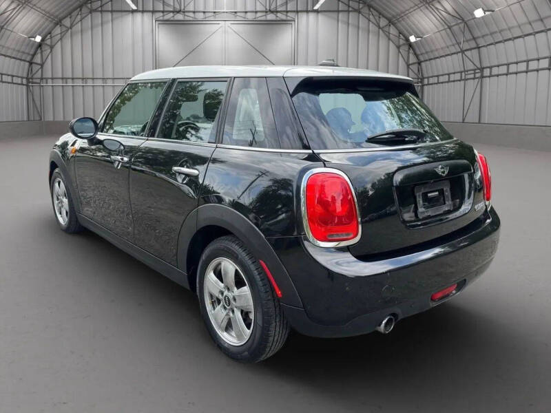 2016 MINI Hardtop 4 Door Cooper