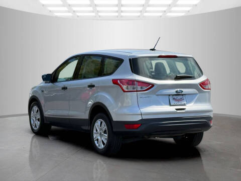 2016 Ford Escape S