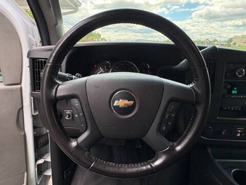 2022 Chevrolet Express 2500