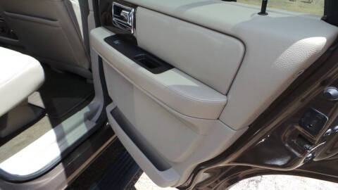 2016 Lincoln Navigator Select