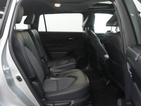 2025 Toyota Highlander XSE
