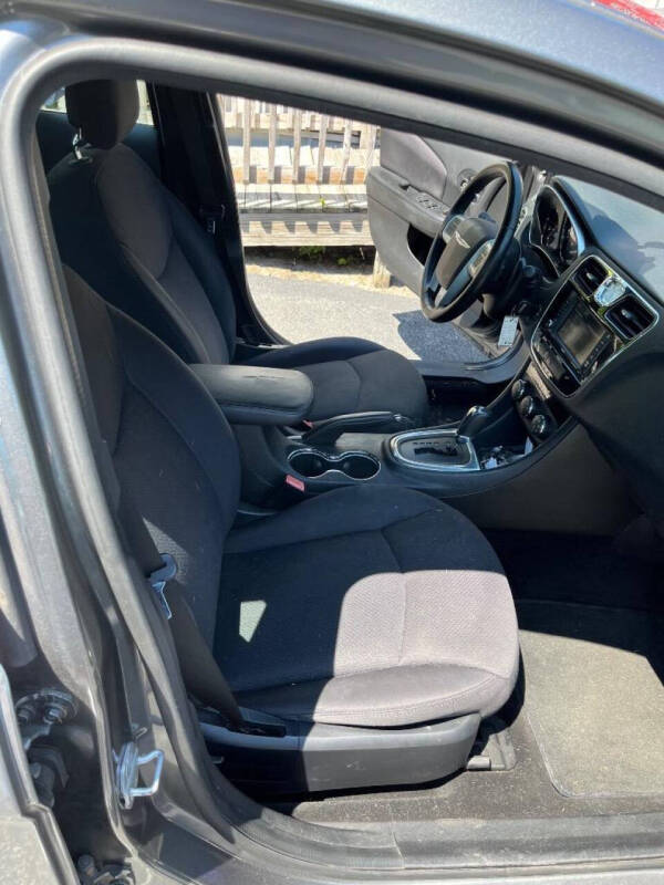 2013 Chrysler 200 Touring