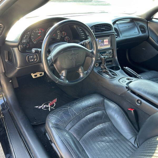 2003 Chevrolet Corvette 2