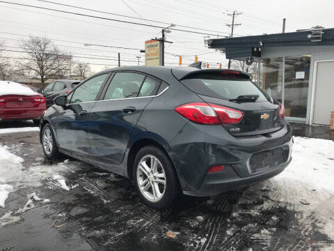 2017 Chevrolet Cruze LT Auto