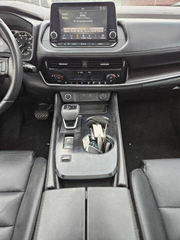 2021 Nissan Rogue SL
