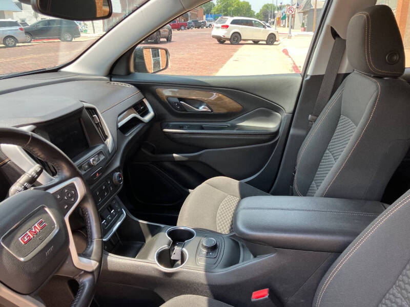 2021 GMC Terrain SLE