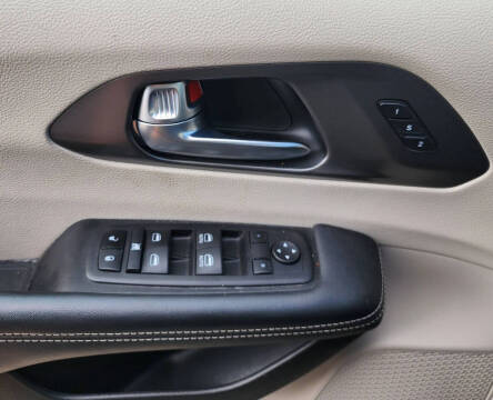 2023 Chrysler Pacifica Touring L