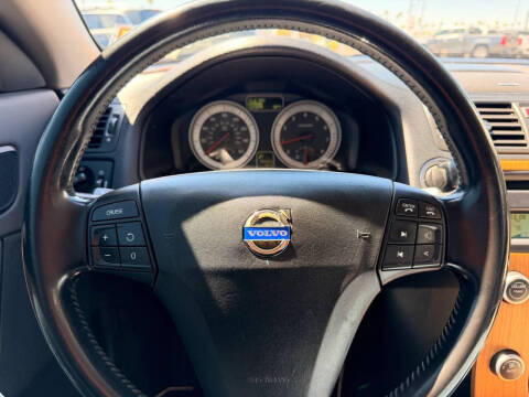 2011 Volvo C70 T5